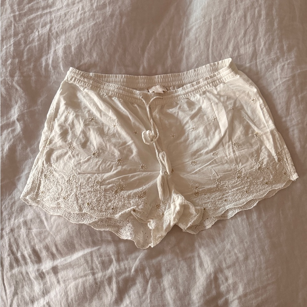 GapLove (s)  Women’s Cream Embroidered Lace Sleep Shorts